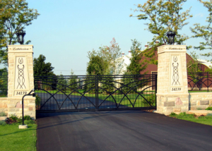 slide gate in masonry columns for farm