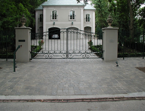 Rosedale Swing Gate w/Masonry Columns